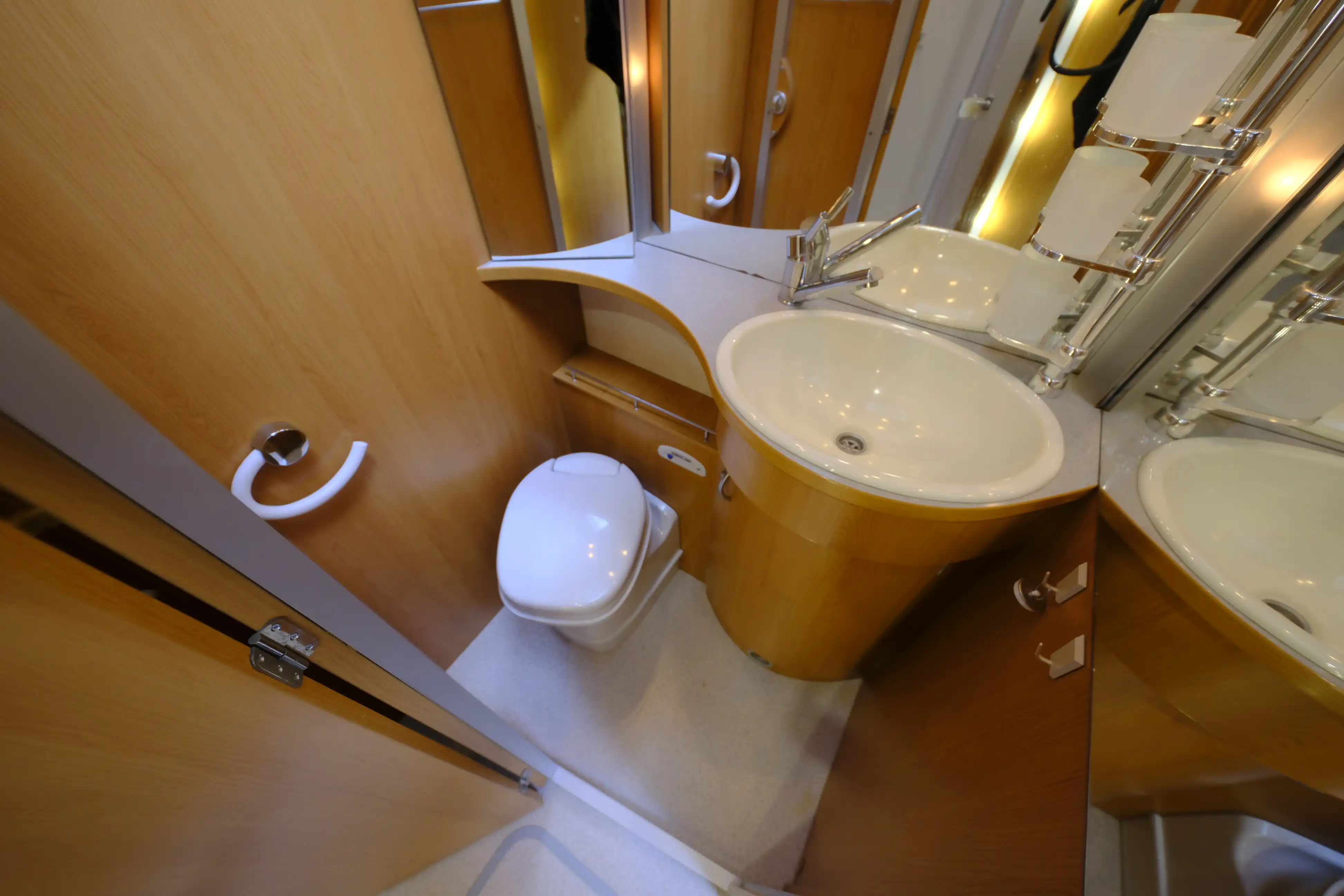 FRANKIA T 740 BD Comfort Class - Ansicht 16